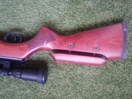 Vendo  COMETA FENIX 400 6.35 COMPACT STAR , con muy poco uso, ideal para principiantes.

- Seguro automático
- 01