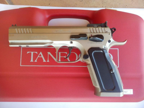 Hola. Vendo pistola Tanfoglio modelo stock III Especial.

Calibre 9x19
Cachas de aluminio, punto de mira 00