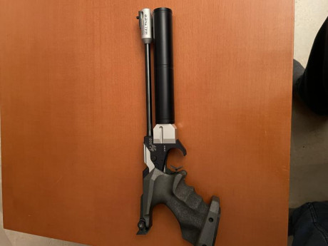 Estimados amigos, por motivos de salud vendo pistola de aire comprimido Walther LP300XT en perfecto estado. 00