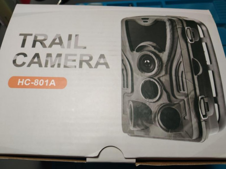 cámara de fototrampeo trap trailcam. usada una noche, estado impecable y funcionando perfectamente. Graba 12