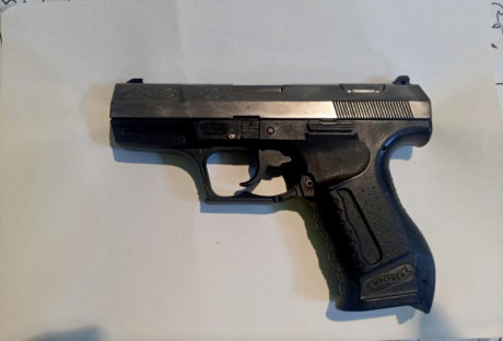 Buenas camaradas de las arma, mi compañero vende esta pistola guiada en A. Motivo cambiar por una subcompacta.
Marca: 02