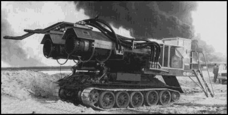 Hace tiempo que alguien pedía que era (y no lo encuentro ni recuerdo):

https://everyravlik.blogspot.com/2009/01/top10-of-most-crazy-tanks-of-all-times.html 10