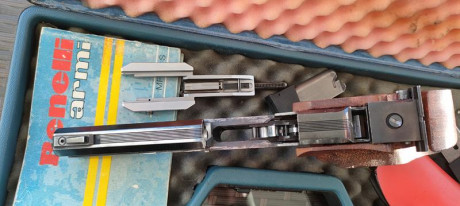 Buenos días compañeros: Mi amigo Fernando vende una Benelli 90S del 32, el arma esta en perfecto estado 11