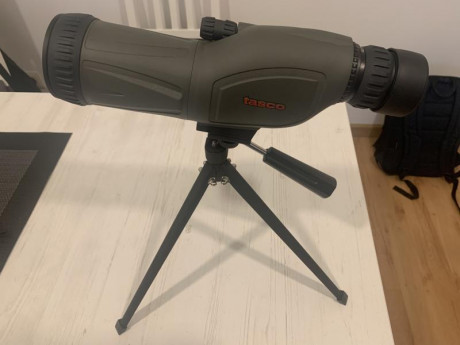 TELESCOPIO TASCO FC 15-45x50. Revestimiento de la lente: Multitratamiento Completo. Campo de visión (a 00