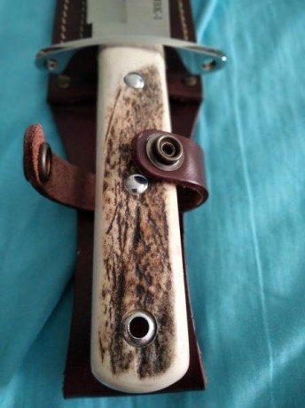 Cuchillo Bowie Cudeman 106c totalmente nuevo con cachas de asta. Está en valencia. 90€ portes a parte. 00