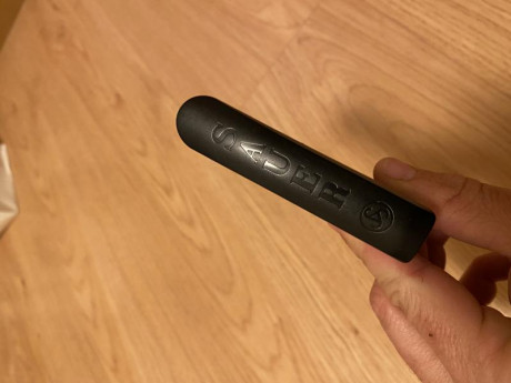 Buenas vendo cargador Sauer 202 original para calibres standard 
Precio: 85€ portes a cargo del comprador
 02