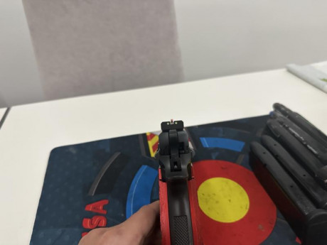CZ 75SP-01  9mm
 , cachas de aluminio alza fija y muelles originales  más 6 cargadores  
Se entregan cachas 01