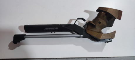 Vendo pistola para libre mod. Hammerli 162 electrónica el arma se encuentra en perfecto estado incluye 01