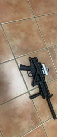 Impecable ni 300 tiros con todo lo que sale 600€ 00