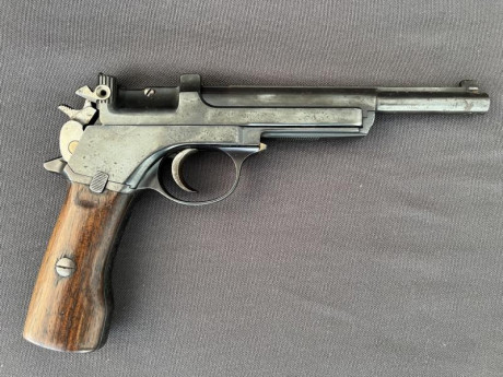 Buenas tardes,

Fantástica arma de coleccionista con casi 120 años. Se vende para renovar armas. Dejo 00