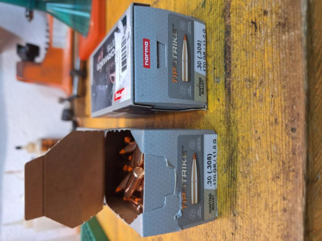 Vendo dos cajas de puntas, norma tipstrike del 308,  170 gr, una sin estrenar y la otra con 75 unidades, 01