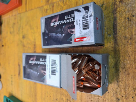 Vendo dos cajas de puntas, norma tipstrike del 308,  170 gr, una sin estrenar y la otra con 75 unidades, 00