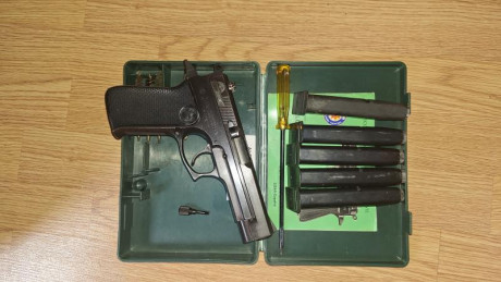 Muy buenas al foro. 
Con mucha pena,  pongo a la venta una STAR 30M en perfecto estado.
El arma va de 01
