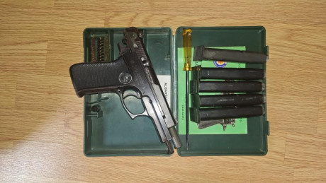 Muy buenas al foro. 
Con mucha pena,  pongo a la venta una STAR 30M en perfecto estado.
El arma va de 00