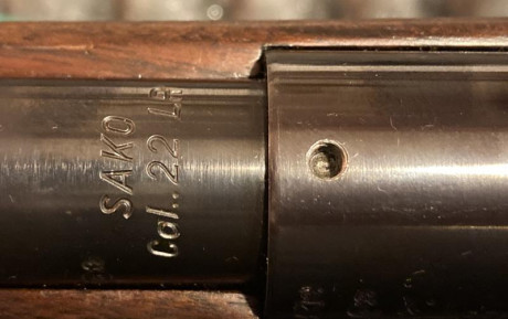 Carabina cerrojo SAKO P72 Finnscout
Calibre 22lr. Guiada en E.
Cañón cónico. Acción Heavy. Culata Montecarlo.
La 01