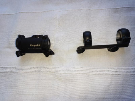 Vendo Blaser R8 Profesional calbre 300 W mágnum por dejar la actividad, pràcticamente nuevo sin un solo 00