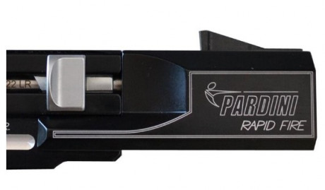 Se vende pistola pardini sp 22, mecanica, rapid fire.
Tiene cacha anatómica nill de talla L y cacha de 40