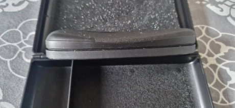 Se venden dos cantoneras para Browning Bar Mk3, están sin estrenar y en su caja original.
1 cantonera 01