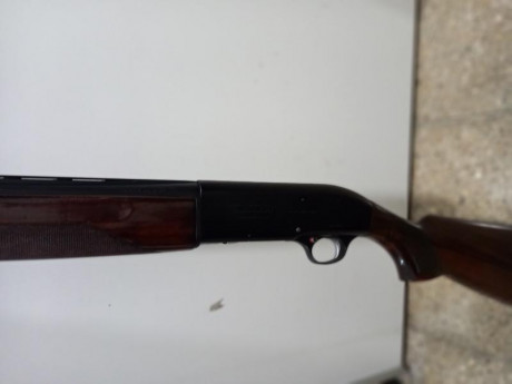 VENDO breda ARIES 2 CAL12 REPETIDORA 71 cm cañon
perfecto estado estetico , mecanico pocos tiros, maderas 10