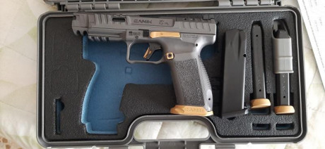 Vendo por no usar. 
Calibre 9 Pb. 
Punto de mira con fibra 
Alza ajustable en altura y deriva 
4 Módulos 01