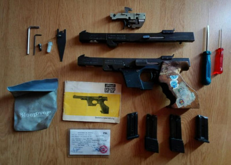 Vendo pistola Walther con dos carros (GSP-32 y GSP Cal. 22lr) en muy buen estado.
1300€
Tlf.: 609466320
e-mail: 01