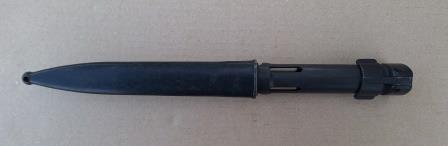 Lo dicho compañeros voy a vender varias bayonetas.

 Antigua bayoneta española modelo 1913 para Máuser, 20