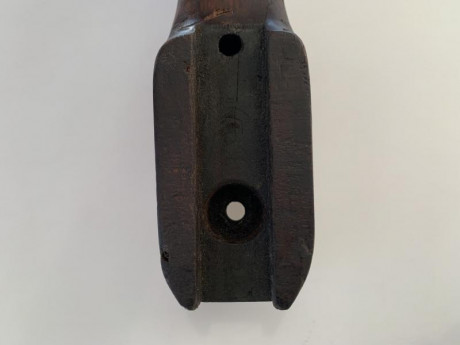 En venta culata original Auto-Ordnance procedente de subfusil Thompson M1A1. Creo que es el modelo para 11