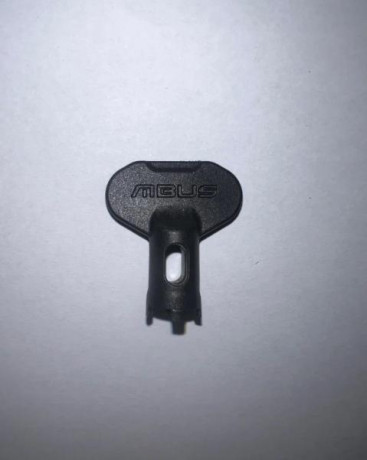 compro llave como esta o compatible o si alguien sabe donde se venden sueltas lo agradecería 00