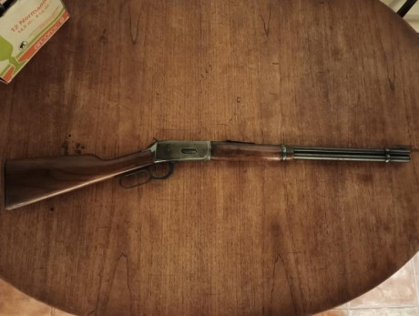 Por razones de salud se vende carabina Winchester cal 30-30.Esta en buen estado con marcas de uso pero 01