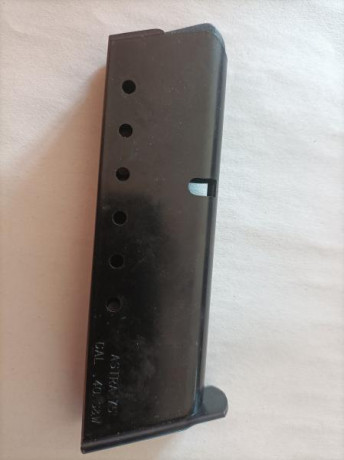 Buenos días,
Pongo a la venta este cargador, calibre 9mm/40S&W sin estrenar. Lo compre en su día y 01
