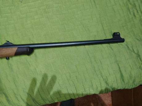 Hola a todos:
Pongo en venta el rifle de un amigo, se trata como dice el asunto de un Sako 85 Bavarian 01