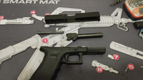Vendo Glock 17 3 generación comprada nueva en Álvarez hace unos 18 meses.
En Armería Marcos le cambiaron 60