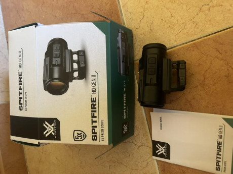 Hola compañeros, vendo este visor. Lo utilicé en una mp15 que he vendido. El visor tiene 1 año de antigüedad 00