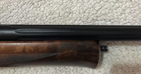 Se vende browning long track con cañón fluted y bases y anilllas apel originales, se encuentra en almeria, 02