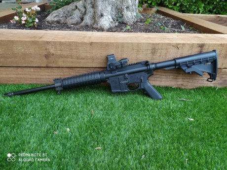   Buenas tardes

Pongo en venta este rifle:

S&W modelo M&P15 calibre 300 Blackout

Rifle en su 11