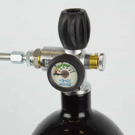 Se vende por no DAR USO ESCUBA  para carga de carabinas PCP  EN MUY BUEN ESTADO. BOTELLA 6 LITROS PCP 02