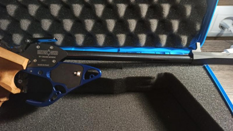 buenas a todos vendo pistola MATCH GUNS MG5 E esta impoluta ,la compre nueva en ibergrips ,tiene un un 10