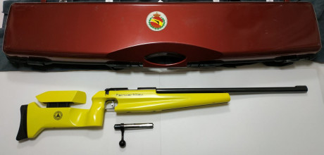 Vendo  carabina Feinwerkbau 2600  (calibre 22lr) con  maleta rígida  y  bípode .

Tiene roces en la pintura 02