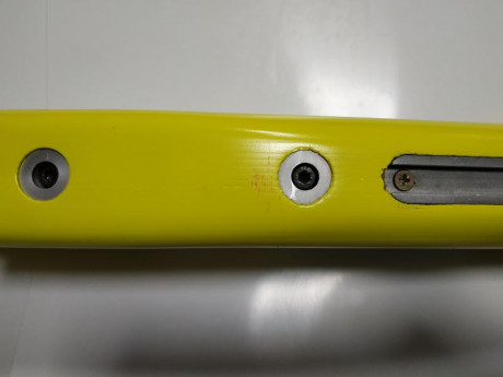 Vendo  carabina Feinwerkbau 2600  (calibre 22lr) con  maleta rígida  y  bípode .

Tiene roces en la pintura 51