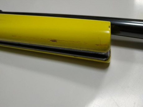 Vendo  carabina Feinwerkbau 2600  (calibre 22lr) con  maleta rígida  y  bípode .

Tiene roces en la pintura 62