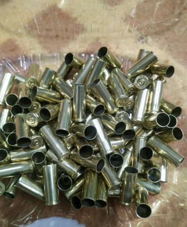 Vendo vainas . cal 32, 70€ el millar mas portes. De un solo disparo, limpias y clasificadas. 02