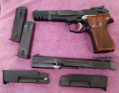 Buenas compañeros.
Vendo esta pistola Mod. Walther P88 Champion.
Esta a practicamente a extrenar.
Precisión 01