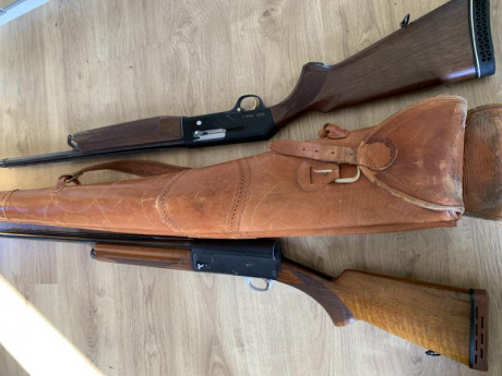 Un buen amigo, por dejar las armas, vende lo que tiene en forma de lote, que consta de:
1 rifle Sauer 20