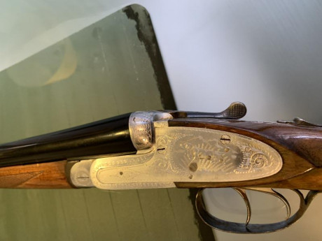 Un buen amigo, por dejar las armas, vende lo que tiene en forma de lote, que consta de:
1 rifle Sauer 32