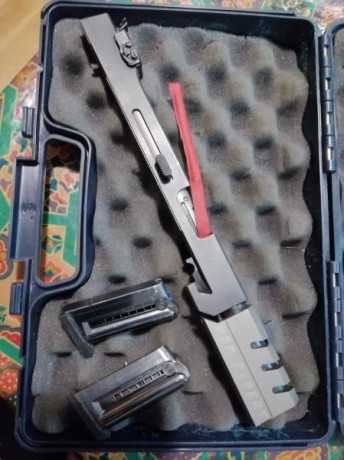 Buenas compañeros, vendo este kit del calibre 22lr, para la pistola Walther GSP Expert, por no darle uso,.

Viene 00