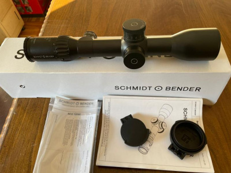 Se vende visor schmidt bender Exos 3-21x50,  con tapas caja y papeles, en un estado perfecto,  se puede 02