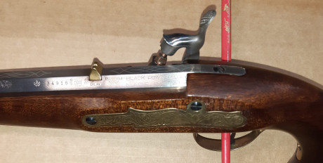Vendo pistola Kentucky 1830 pedersoli de percusión, cañón de acero, exterior octogonal, interior estriado, 30