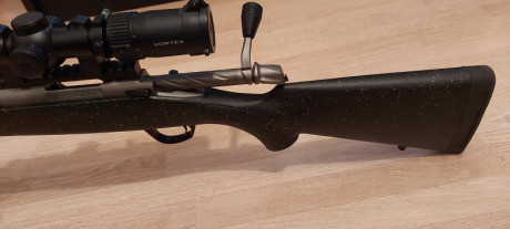 Pongo a la venta bergara b14 extreme hunter en 308..tiene montado un visor vortex stricle eagle de 1-8x 00