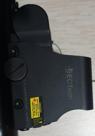 Hola! Vendo visor holografico Eotech XPS2, con alguna marca pero en buen estado, con su caja. Precio 600€ 01