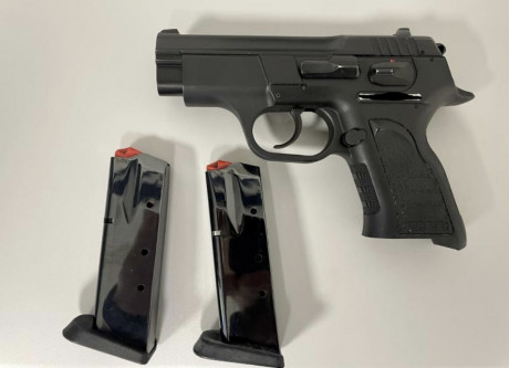 Se vende Tanfoglio Force 99 c sin prácticamente uso. Tendrá unos 50 disparos (arma de defensa). Se vende 02